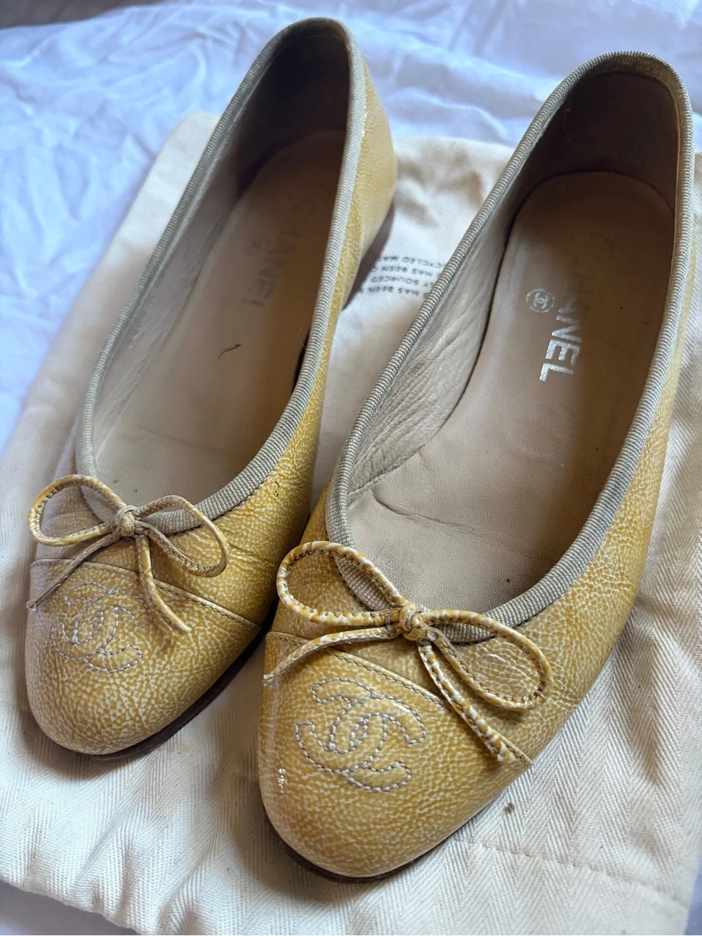 CHANEL Yellow Leather Ballet Flats